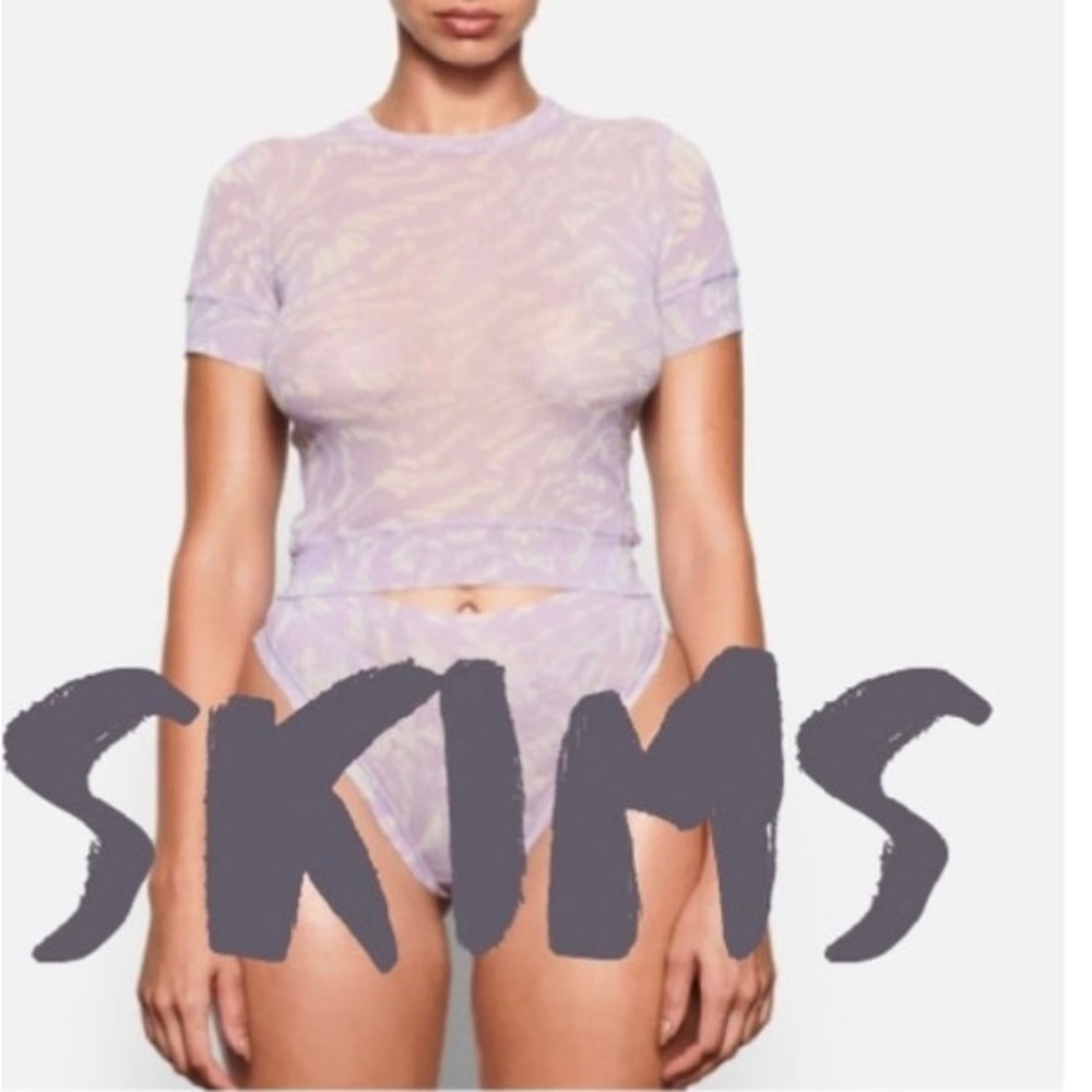 SKIMS Summer mesh crop T-Shirt